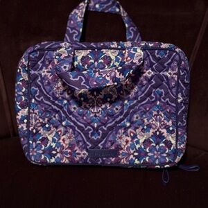 Vera Bradley Large Lay Flat Travel Bag with zip-in brush and jewelry pouches EUC